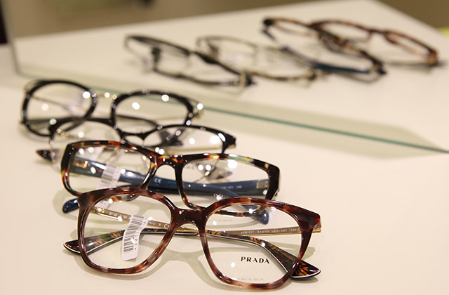 Lunettes Prada modèles